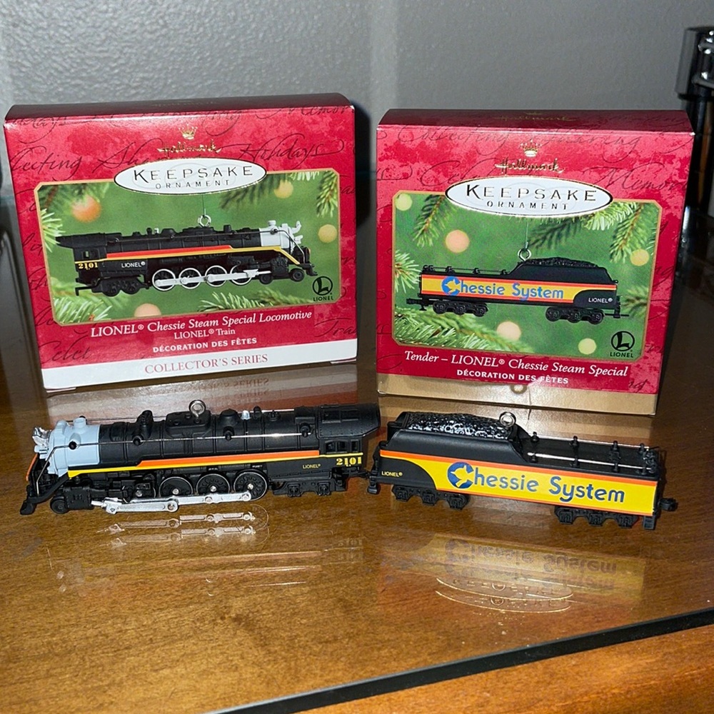 [Hallmark] Lionel Chessie Steam Special Locomotive and Tender Ornaments